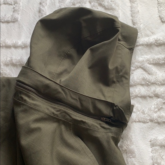 REI Jacket - Picture 4 of 5